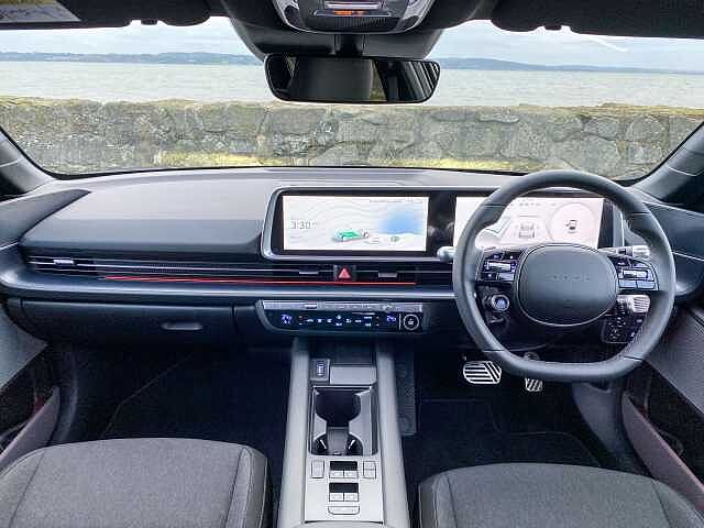 Hyundai IONIQ 6 E (228ps) Premium 77kWh (Single Motor) RWD Green