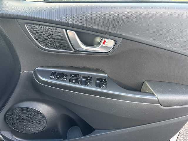 Hyundai KONA 1.0 TGDi 48V MHEV SE Connect 5dr