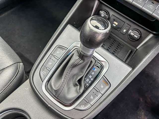 Hyundai KONA 1.6 GDi Hybrid Ultimate 5dr DCT