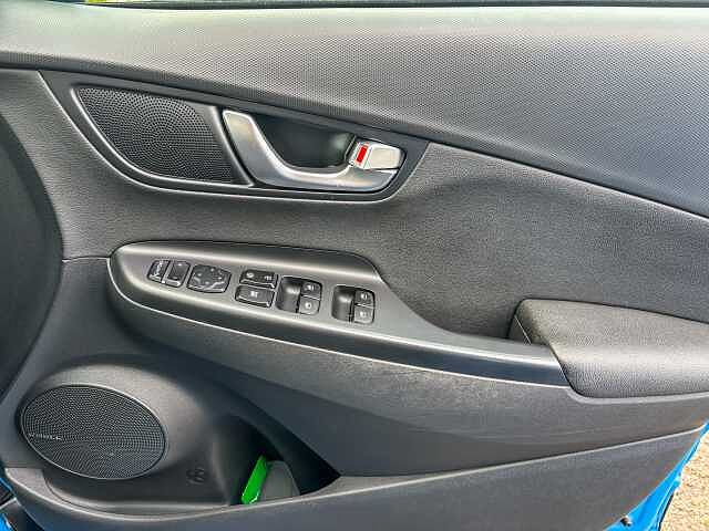 Hyundai KONA 1.6 GDi Hybrid Ultimate 5dr DCT