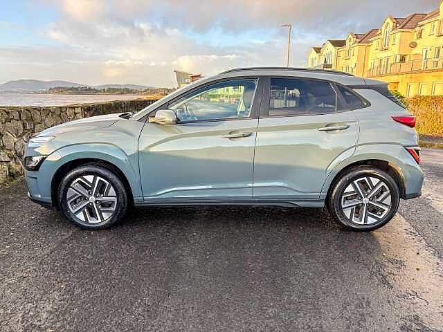 Hyundai KONA 150kW Premium 64kWh 5dr Auto
