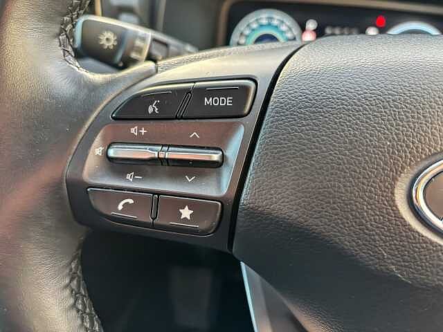 Hyundai KONA 150kW Premium 64kWh 5dr Auto