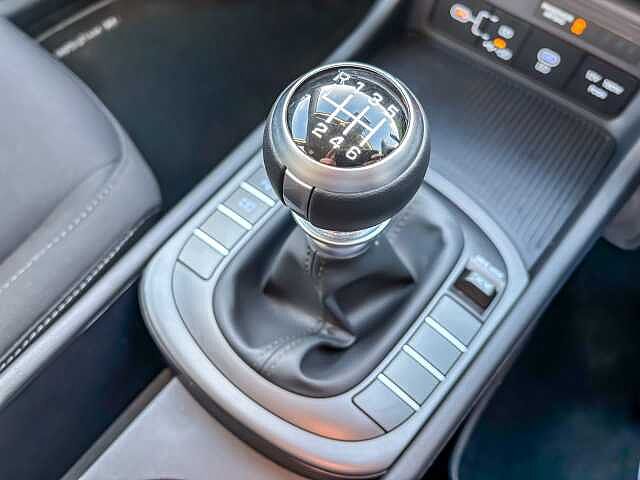 Hyundai KONA 1.0T 100 Advance 5dr