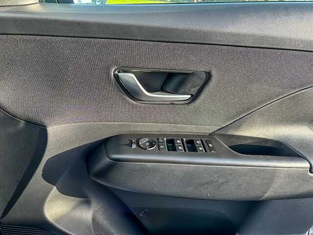 Hyundai KONA 1.0T 100 Advance 5dr