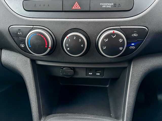 Hyundai i10 1.0 SE 5dr