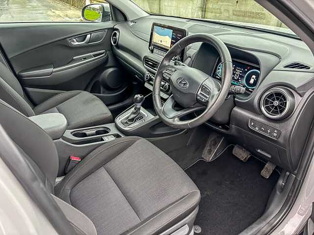 Hyundai KONA 1.6 GDi Hybrid Premium 5dr DCT