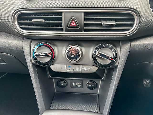 Hyundai KONA 1.0T GDi Blue Drive SE 5dr