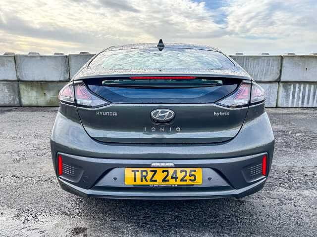 Hyundai IONIQ 1.6 GDi Hybrid Premium 5dr DCT