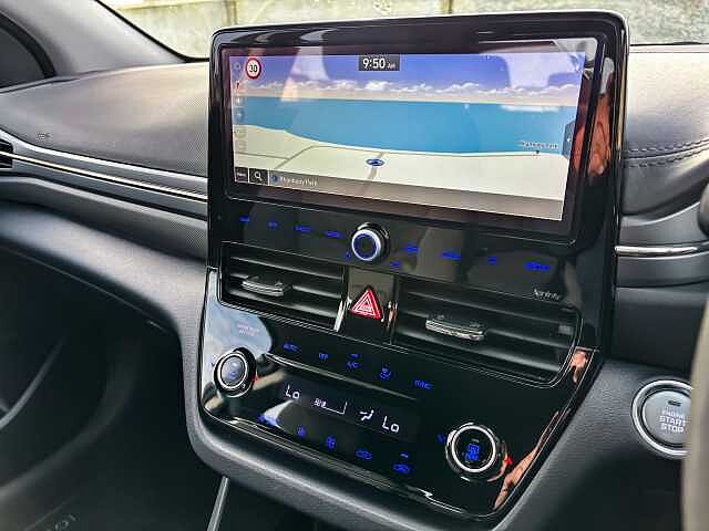 Hyundai IONIQ 1.6 GDi Hybrid Premium 5dr DCT