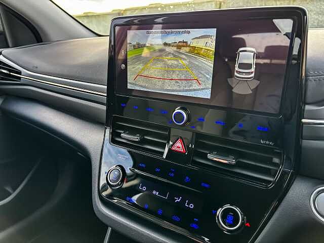 Hyundai IONIQ 1.6 GDi Hybrid Premium 5dr DCT