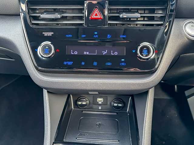 Hyundai IONIQ 1.6 GDi Hybrid Premium 5dr DCT
