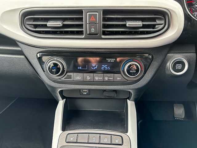 Hyundai i10 1.0 MPi Premium 5dr