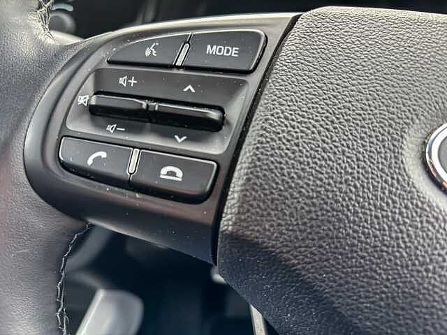 Hyundai i10 1.0 MPi Premium 5dr