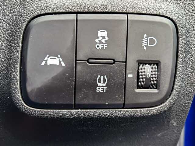 Hyundai i10 1.0 MPi Premium 5dr