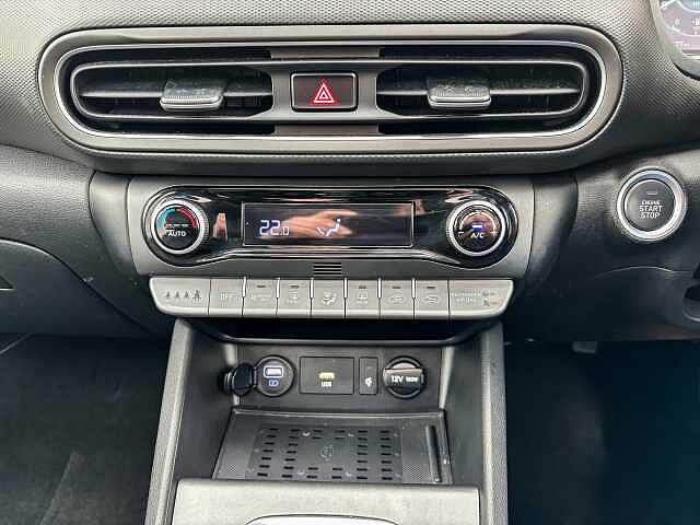 Hyundai KONA 1.6 GDi Hybrid Ultimate 5dr DCT Red