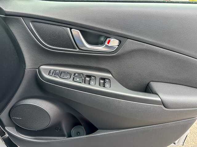 Hyundai KONA 1.6 GDi Hybrid Ultimate 5dr DCT Grey