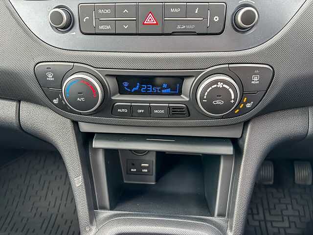 Hyundai i10 1.2 Premium SE 5dr