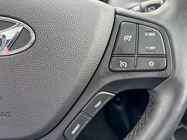 Hyundai i10 1.2 Premium SE 5dr