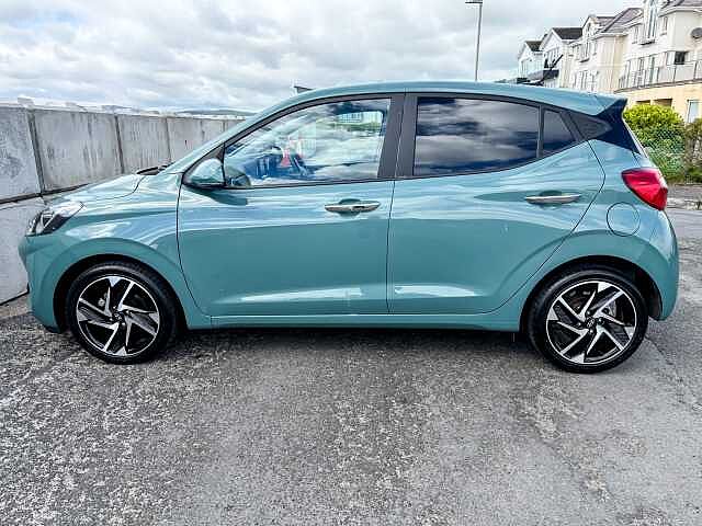 Hyundai i10 1.0 [63] Premium 5dr [Nav]