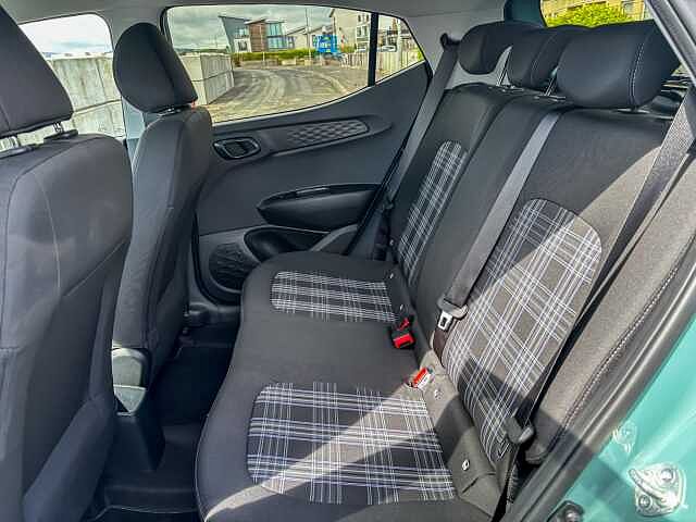 Hyundai i10 1.0 [63] Premium 5dr [Nav]