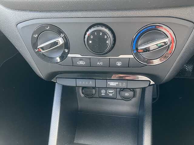 Hyundai i20 1.2 MPi S Connect 5dr