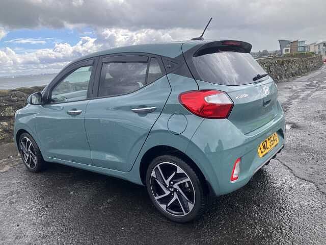 Hyundai i10 1.2 [79] Premium 5dr Auto [Nav]