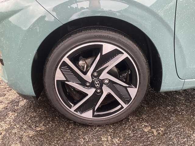 Hyundai i10 1.2 [79] Premium 5dr Auto [Nav]