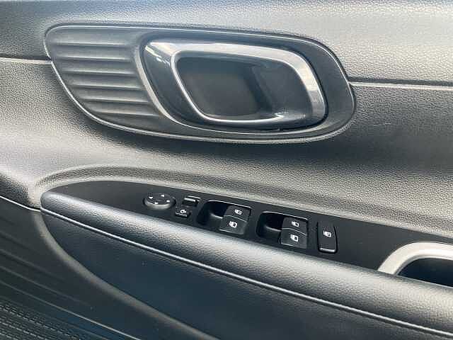Hyundai i20 1.0T GDi 48V MHD Premium 5dr