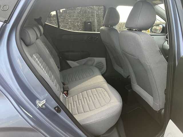 Hyundai i10 1.0 MPi Premium 5dr Auto