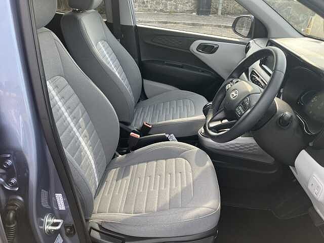 Hyundai i10 1.0 MPi Premium 5dr Auto