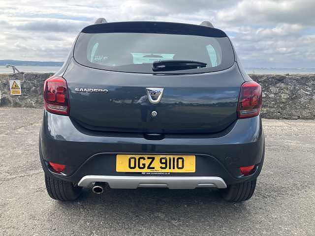 Dacia SANDERO STEPWAY 0.9 TCe Essential 5dr Grey