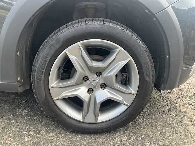 Dacia SANDERO STEPWAY 0.9 TCe Essential 5dr Grey