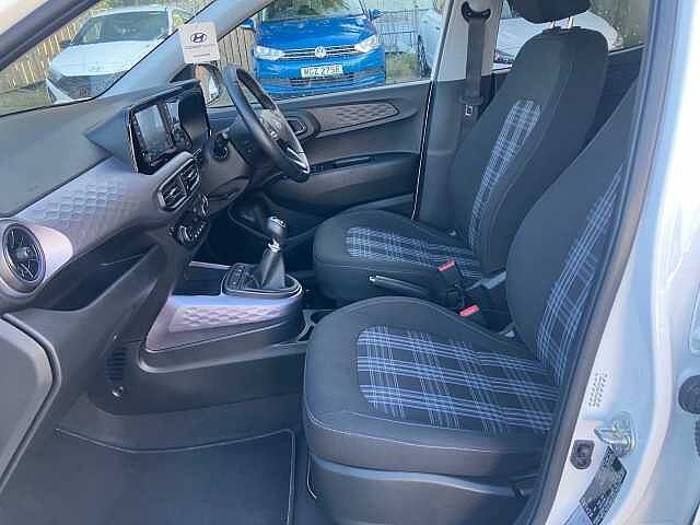 Hyundai i10 1.0 MPi Premium 5dr