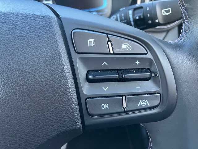 Hyundai i10 1.0 MPi Premium 5dr