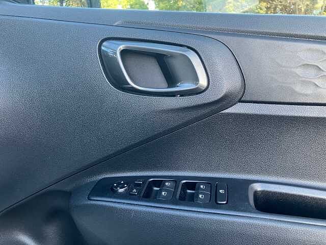 Hyundai i10 1.0 MPi Premium 5dr